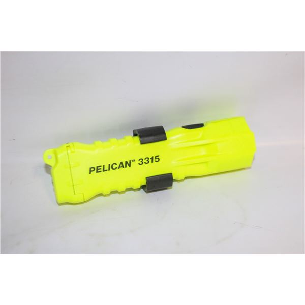 NEW PELICAN 3315 FLASHLIGHT WATERPROOF