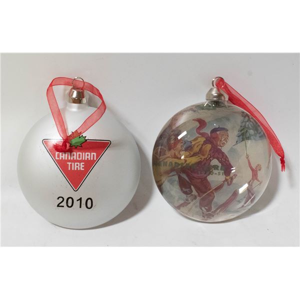 COLLECTIBLE 2010 CHRISTMAS CANADIAN TIRE 4"