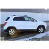 Image 4 : UNRESERVED! 2018 CHEVROLET TRAX AWD