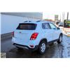 Image 5 : UNRESERVED! 2018 CHEVROLET TRAX AWD