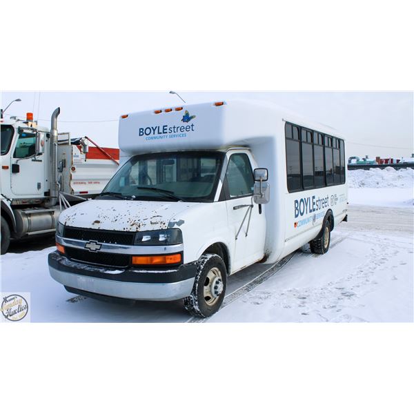 2006 CHEVROLET CUTAWAY VAN