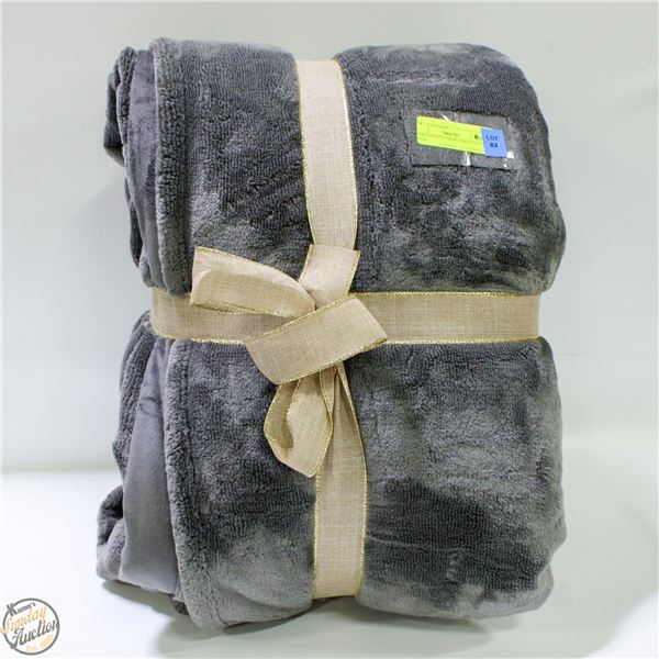 KIRKLAND PLUSH KING BLANKET