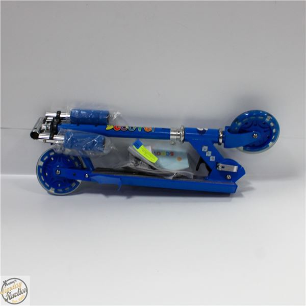 NEW KIDS SCOOTER BLUE HANDLEBARS 2-IN-1