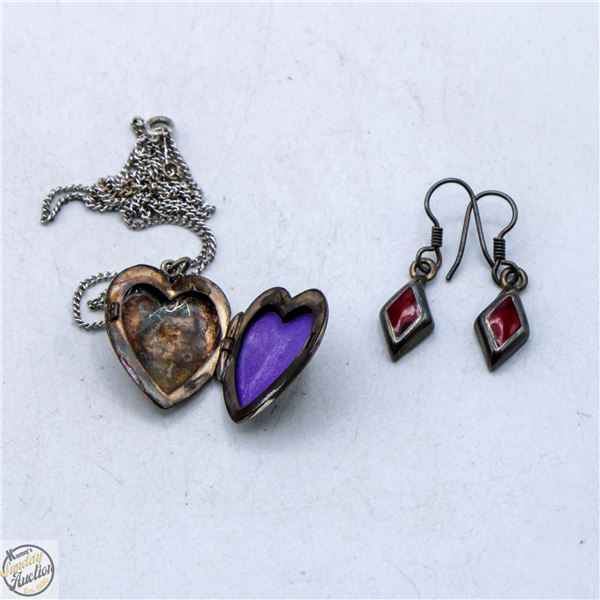 12.1G SILVER TOTAL WEIGHT W/STONES/PENDANT