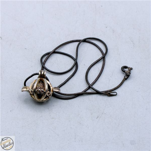 4.2G SILVER NECKLACE (ACID TESTED) + A PENDANT