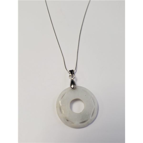 SILVER JADE 16" NECKLACE
