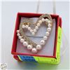 Image 1 : NEW DOUBLE HEART DESIGN BROOCH PEARL