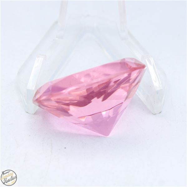 DIAMOND SHAPED PINK PAPERWEIGHT