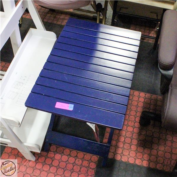 FOLDING BLUE END TABLE