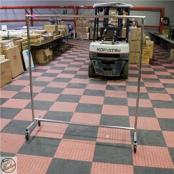COMMERCIAL CHROME CLOTHING RACK
