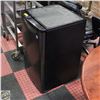 Image 1 : DANBY MINI FRIDGE