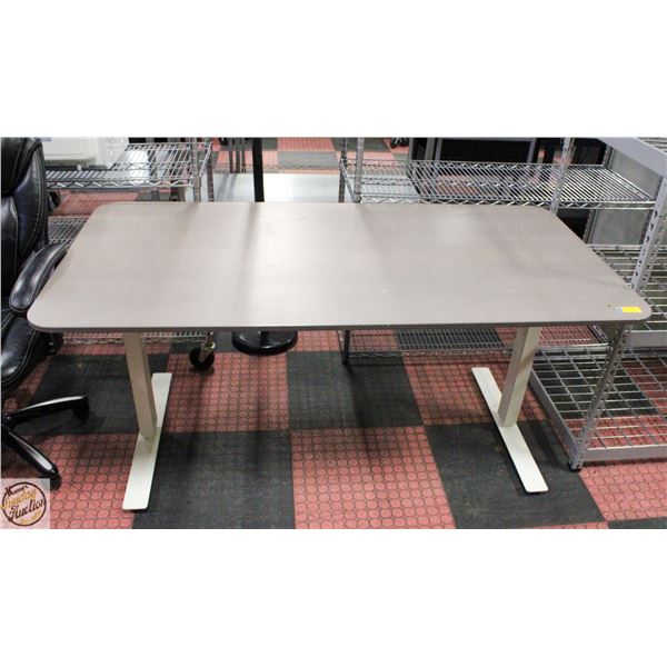 GREY TABLE ADJUSTABLE 31.5" X 63" X 28.5"