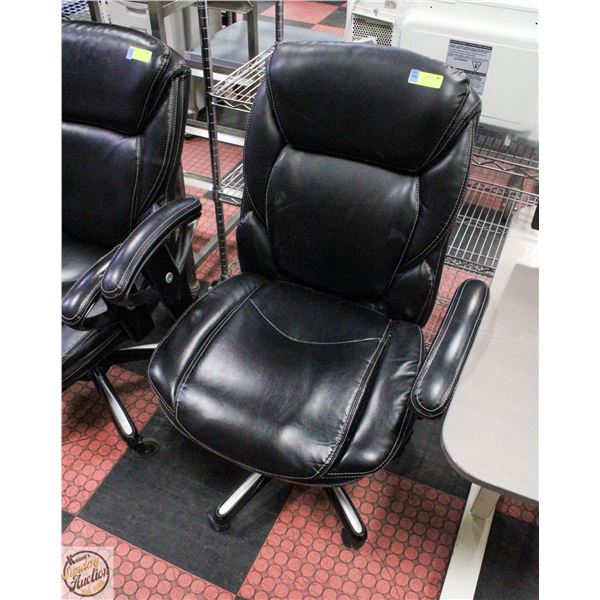 HYDRAULIC LIFT OFFICE CHAIR