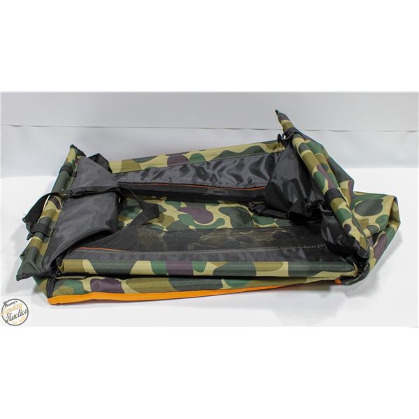 BRAND NEW NUEVO DOG CAR SEAT