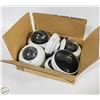Image 1 : BOX OF USED CEILING/WALL SECURITY DOME CAMERAS