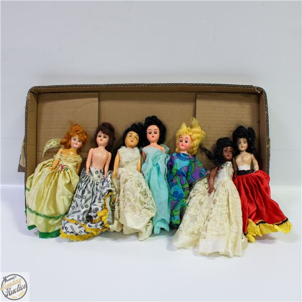 VINTAGE 7 DOLLS BLINKING EYES