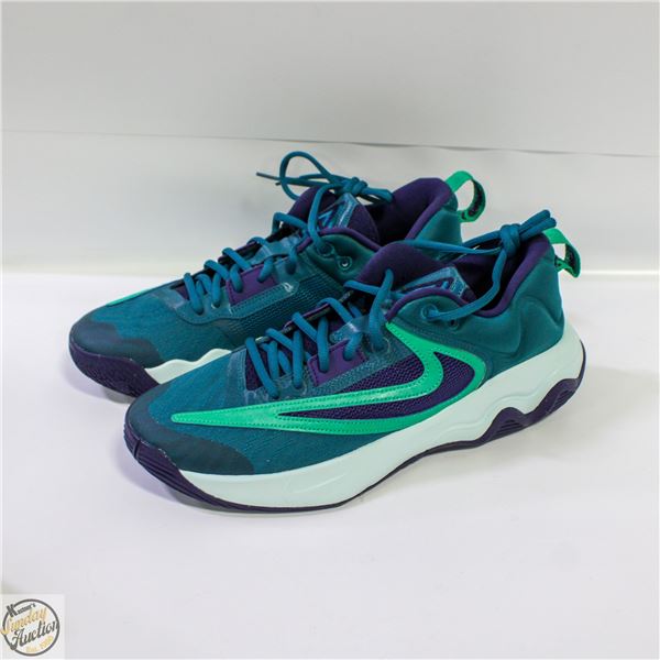 NEW NIKE GIANNIS IMMORTALITY SIZE 10