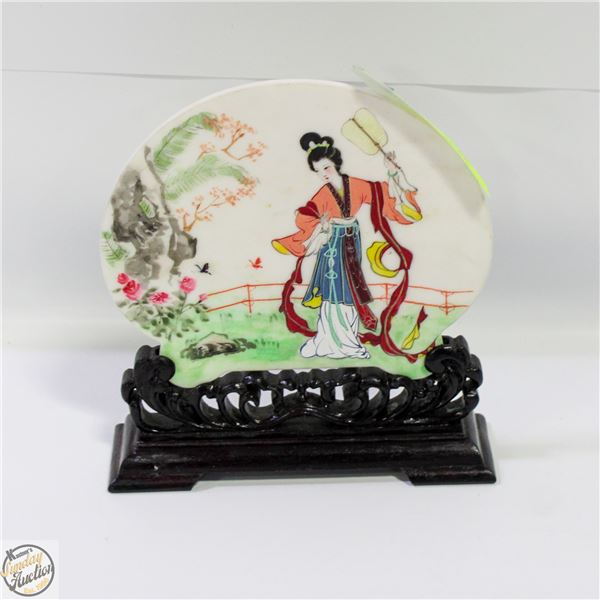 ESTATE ORIENTAL HAND PAINTED SOFT WHITE