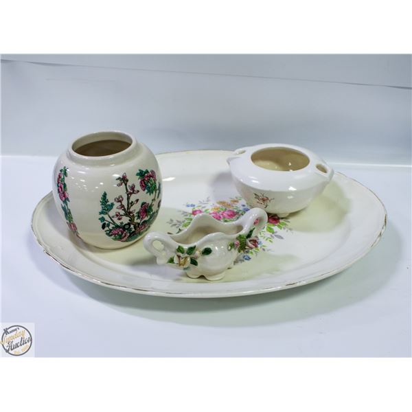 SADLER ENGLAND VASE + VENEZUELA MADE