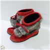 Image 1 : ESTATE MOCCASSIN ANKLE HEIGHT BOOTIES SZ 2