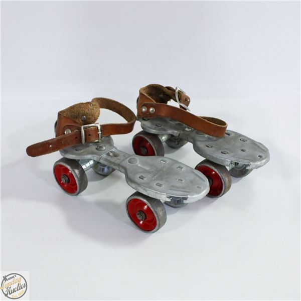 PAIR OF VINTAGE ROLLER SKATES, MADE IN CANADA