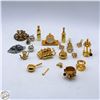 Image 1 : LOT OF MINATURE DOLL HOUSE BRASS ORANAMENTS