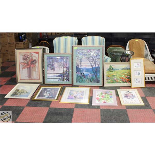 LOT OF ASSORTED FRAMED WALL HANGINGS