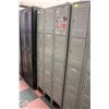 Image 1 : BANK OF 12 LOCKERS
