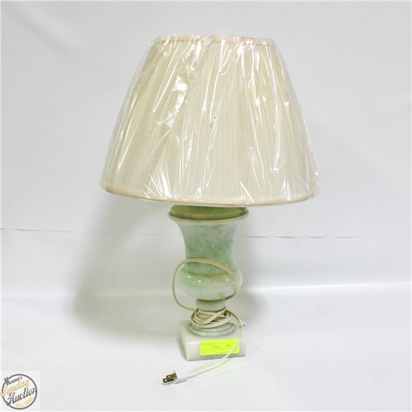 SOLID STONE TABLE LAMP W/SHADE (PLASTIC