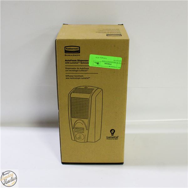NEW RUBBERMAID FOAM DISPENSER