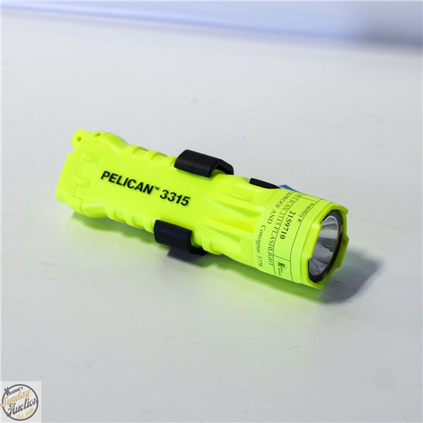 NEW PELICAN 3315 FLASHLIGHT WATERPROOF AND