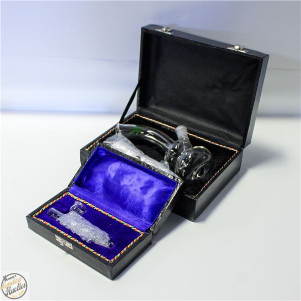 2 X CASES, 1 BONG KIT AND 1 PIPE KIT