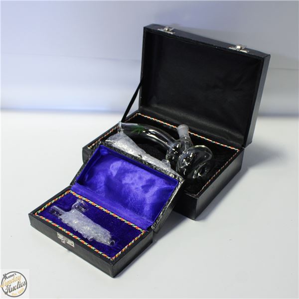 2 X CASES, 1 BONG KIT AND 1 PIPE KIT