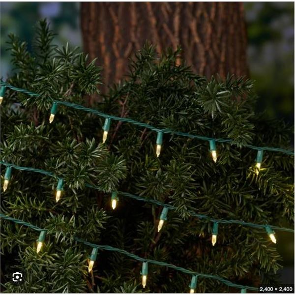Sylvania 8 Function LED Micro 2×28.8′, 2 Sets of 400, Warm White