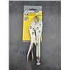Image 2 : Workpro 7-Inch Locking Pliers with Curved Jaw