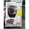 Image 2 : Portable Iron With Dual Ironing Modes and Non-Stick Plates