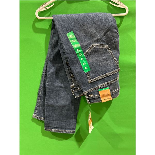 Eddie Bauer Women’s Boyfriend Jean Size 12 Two-Way Stretch
