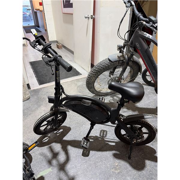 Jetson Folding Electric Bicycle with Pedal Assist and Rear Suspension  SOLD AS IS NO CHARGER