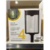 Image 2 : 4 Solar LED Pathway Lights with 25 Lumens Output