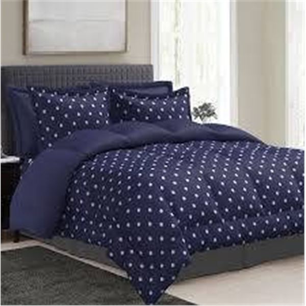 Comfy King Size Chopra Comforter Set With Polka Dot Design