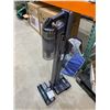 Image 2 : Samsung Jet 90 Stick Vacuum Cleaner with Accessories