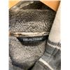 Image 2 : Realtree Men’s Plaid Hooded Shirt with Button Closure