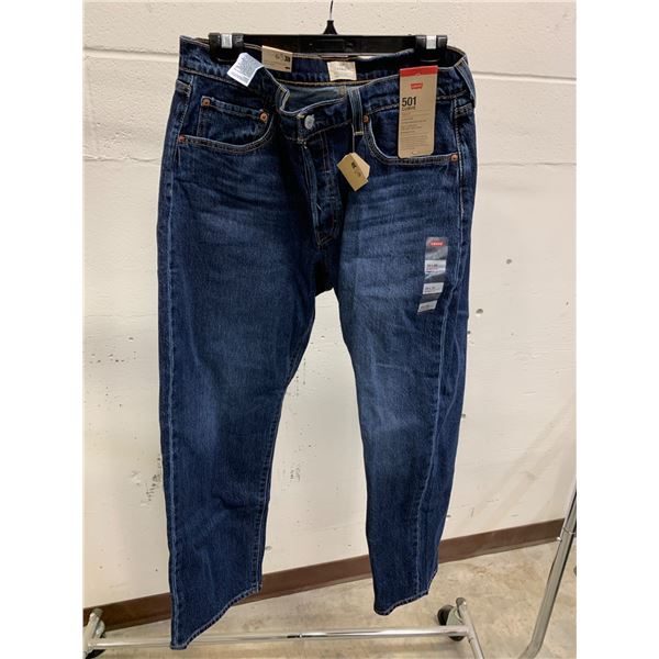 Levi’s 501 Curve Stretch Jeans, 33×30, High Rise, Straight Leg