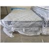 Image 4 : Sealy Posturepedic Clancy Double Mattress & Boxspring Set