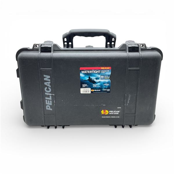 Pelican 1510 Hard Case with Wheels, No Foam, 20" x 13.5" x 8.5"