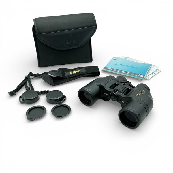 Nikon Action 8 X 40 mm Binoculars in Case with Covers and Strap