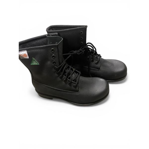 1x Safety Boots (CSA) Size 8.5 Mens New