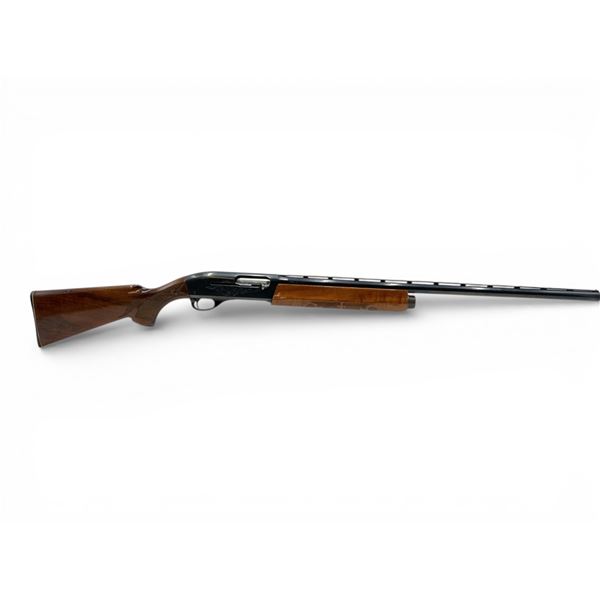 Remington Model 1100 Semi Auto Shotgun 12Ga 2.75" Chamber 28" Vent Rib Barrel Wood Stock