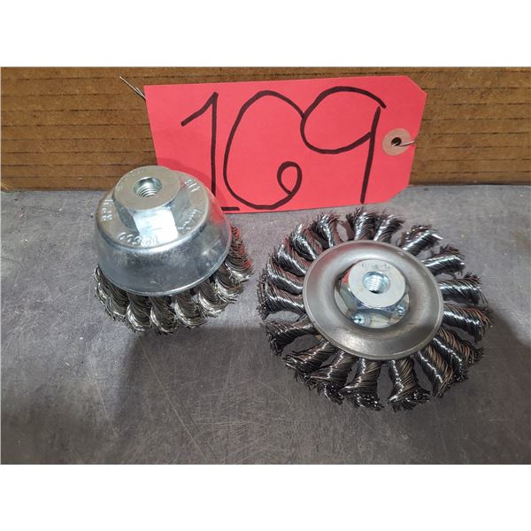 Set(1/1) of Wire Wheel Brush 4" x M10x1.5 & Cup Wheel (for Grinder 4")