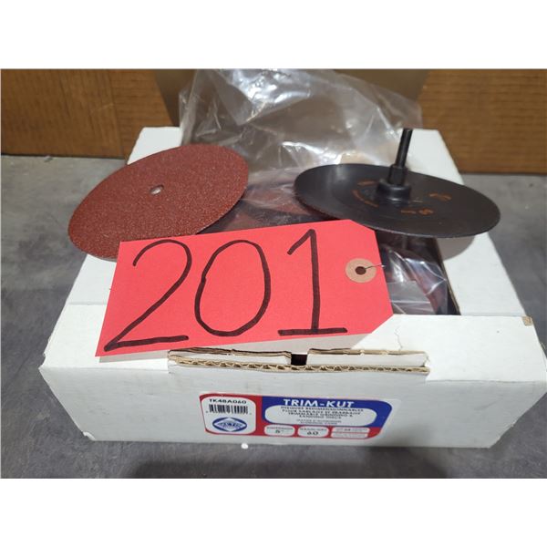 TRIM-Kut Sanding Disc 5" x 1/4"-20 Gr.60 with Mandrel
